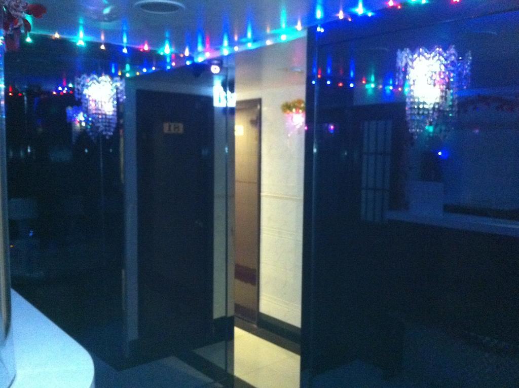 1St Homestay - Hk Tai Wan Hostel Hong Kong Ngoại thất bức ảnh